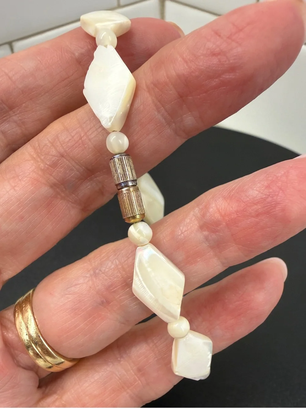 Vintage Pearl White Mother-of-Pearl Beaded Bracelet